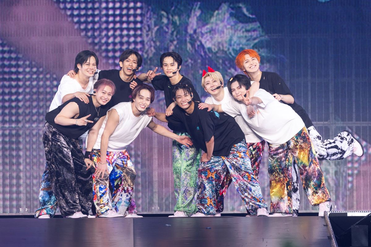 【美品】超特急 BULLET TRAIN ARENA TOUR R… Amazon.co.jp: BULLET TRAIN ARENA TOUR 2017-2018 THE END FOR