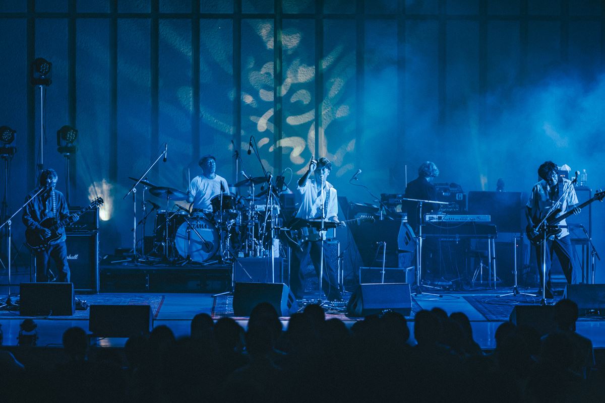 なんなんだろう、このバンド〟猛暑の日比谷野音で魅せた、GRAPEVINEの