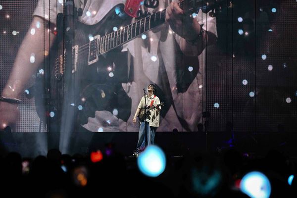 (C)BIGHIT MUSIC & HYBE. All Rights Reserved.