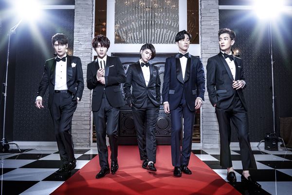 (C)2019 UNIVERSAL MUSIC ARTISTS