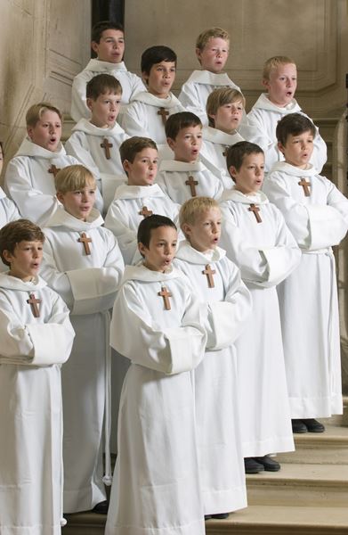 愛らしい天使たちのコーラス パリ木の十字架少年合唱団 - ぴあエンタメ情報