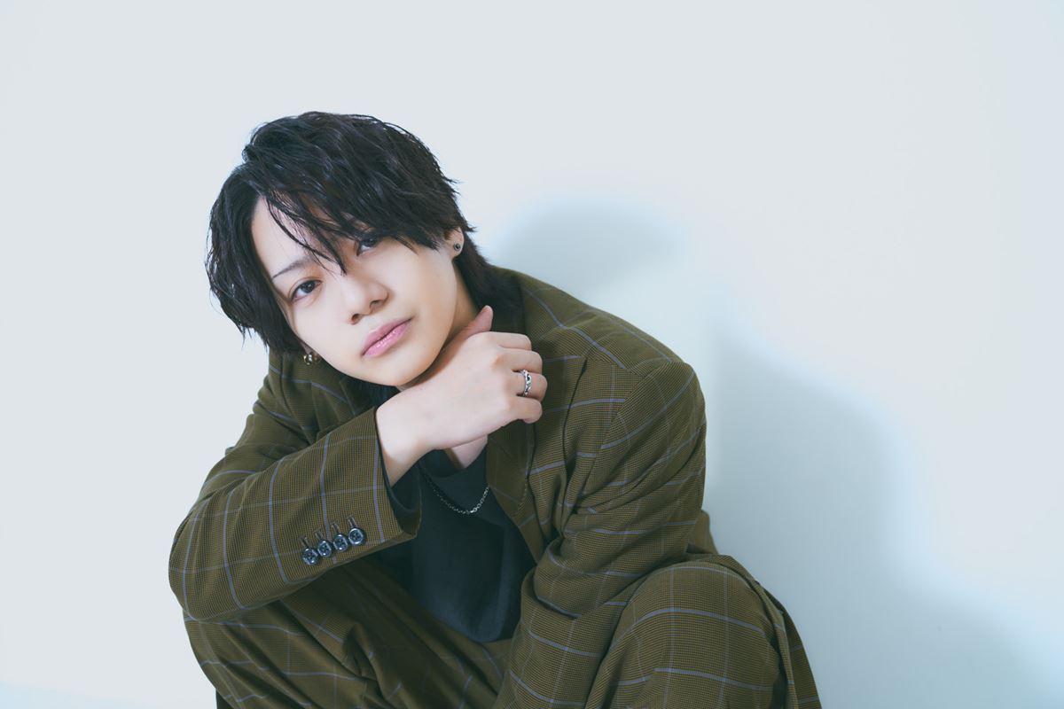 濱マイク/佐藤流司　ネイル風イヤリング 佐藤流司が語る濱マイクの魅力！ 時代を超えた泥臭さへの憧れ - ぴあ
