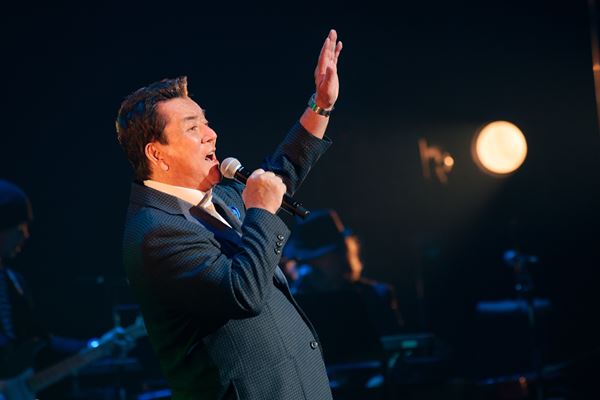 /shared/materials/037d21a4-5229-48c1-9b92-6950ce831379/thumbnail