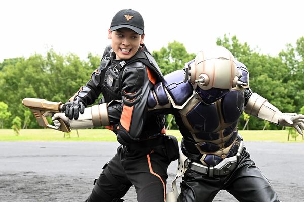 (C)円谷プロ (C)ウルトラマンデッカー特別編製作委員会