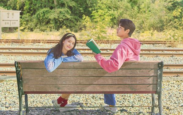 (C)2021 LOTTE ENTERTAINMENT & BLOSSOM PICTURES CO., LTD. All Rights Reserved.