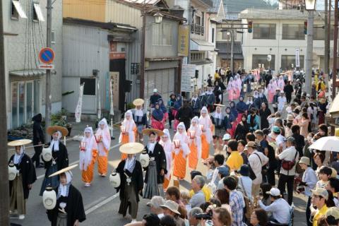 第34回 つがわ狐の嫁入り行列 | ぴあエンタメ情報