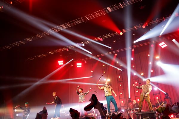 DOBERMAN INFINITY、最新アルバムを引っ提げた全国ツアー完走