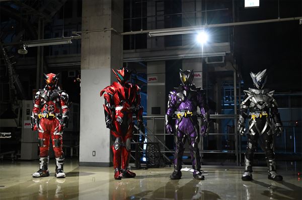 (C)2021 石森プロ・ADK EM・バンダイ・東映ビデオ・東映　(C)2019 石森プロ・テレビ朝日・ADK EM・東映