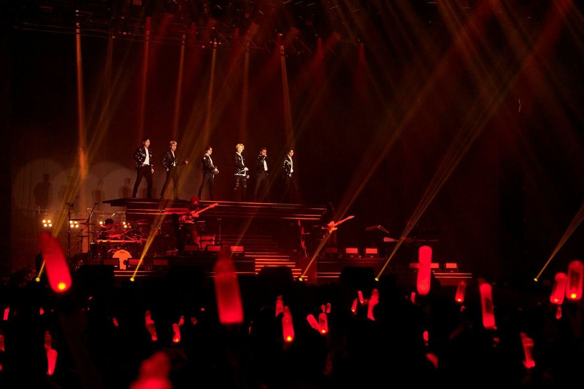 Ikon 全32曲を披露した2年半ぶりジャパンツアー最終公演のオフィシャルレポート到着 ニフティニュース