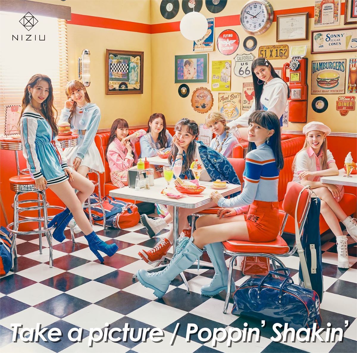 NiziU 2nd Single『Take a picture／Poppin’ Shakin’』初回生産限定盤Bジャケット