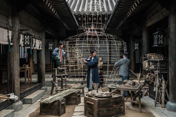 (C)2019 Warner Bros. Ent. All Rights Reserved