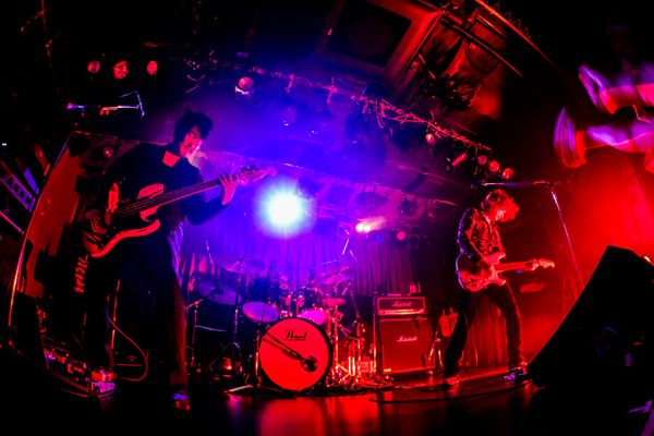 赤いタンバリン 浅井健一ツアー「赤いタンバリン」大合唱で終幕（セットリスト