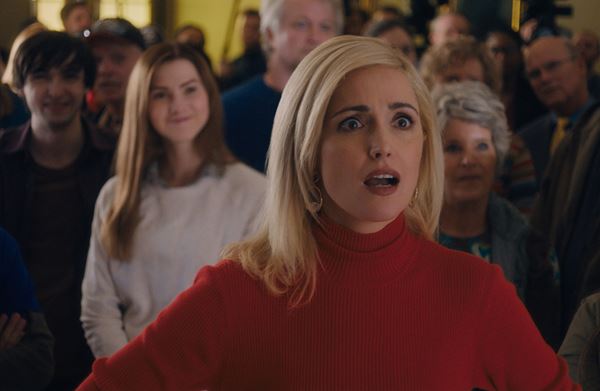 (C)2021 Focus Features, LLC. All Rights Reserved