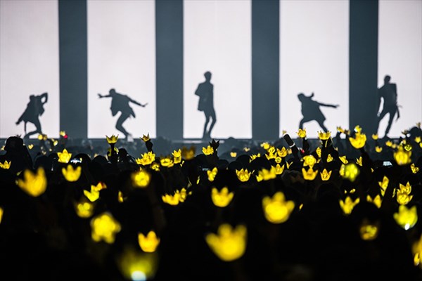(C)2016 YG ENTERTAINMENT INC.ALL RIGHTS RESERVED