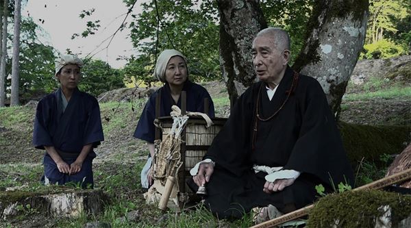 (C)2022 SKELETON FILMS