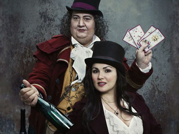 (C)Nick Heavican/Metropolitan Opera (C)Ken Howard/Metropolitan Opera