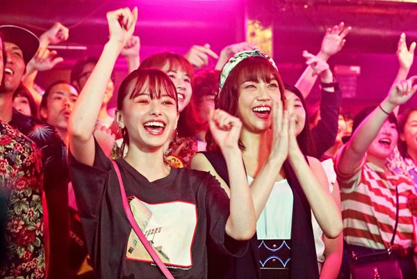 (C)イーピャオ・小山ゆうじろう／集英社・映画「とんかつDJアゲ太郎」製作委員会