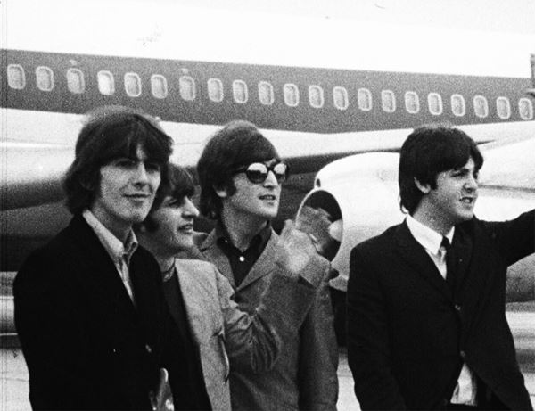 (C)LES FILMS CAMELIA, MODERN ELECTRIC PICTURES, TANGAJ PRODUCTION, ARTE FRANCE CINEMA, L’INSTITUT NATIONAL DE L’AUDIOVISUEL, 2024