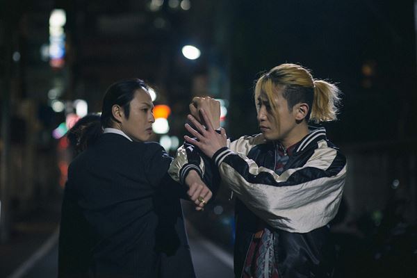 (C)「ヒットマン・ロイヤー」製作委員会