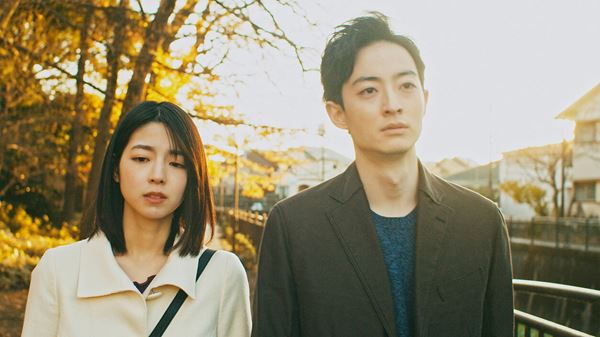 (C)ASTROSANDWICH PICTURES INC.