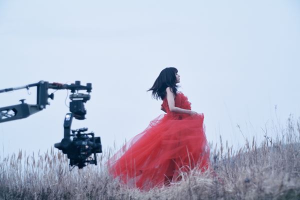 藤原ヒロシが配信限定シングル＆新アルバムの収録曲を発表
