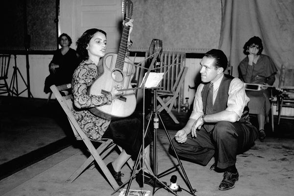 (C)2017 Lo-Max Records Ltd.