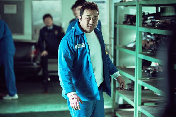 (C)2019 CJ ENM CORPORATION, BIDANGIL PICTURES, ALL RIGHTS RESERVED