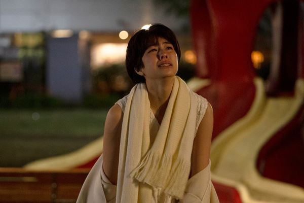 (C)『“隠れビッチ“やってました。』フィルムパートナーズ/光文社