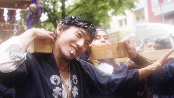 (C)MIKOSHI GUY