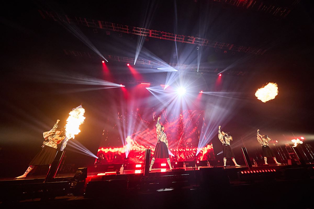 新しい学校のリーダーズ