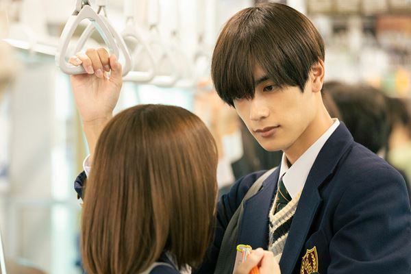 (C)2023「なのに、千輝くんが甘すぎる。」製作委員会 (C)亜南くじら/講談社