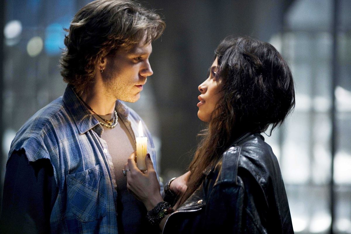 (C)2005 REVOLUTION STUDIOS DISTRIBUTION COMPANY, LP.ALL RIGHTS RESERVED