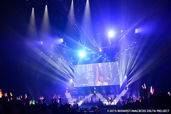 マクロスΔ』ワルキューレのライブをカラオケで 「LIVE 2017“ワルキューレがとまらない”at 横浜アリーナ＜Day-2＞」JOYSOUND「みるハコ」に登場  - ぴあ音楽