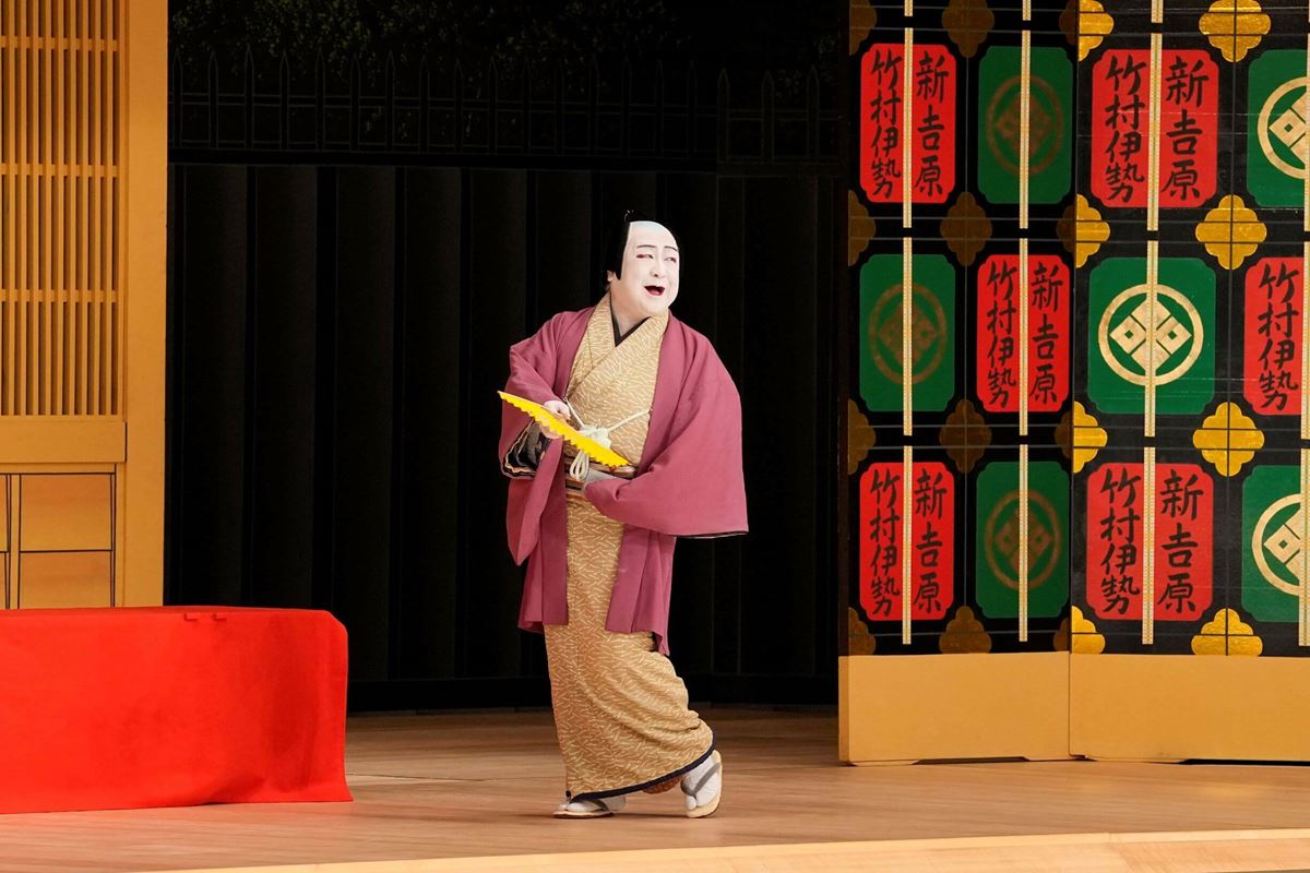 上演中の「十一月吉例顔見世大歌舞伎」より、通人里暁 = 中村鴈治郎　写真提供：松竹（株）