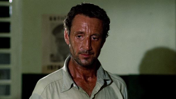 (C)MCMLXXVII by FILM PROPERTIES INTERNATIONAL N.V. All rights reserved.