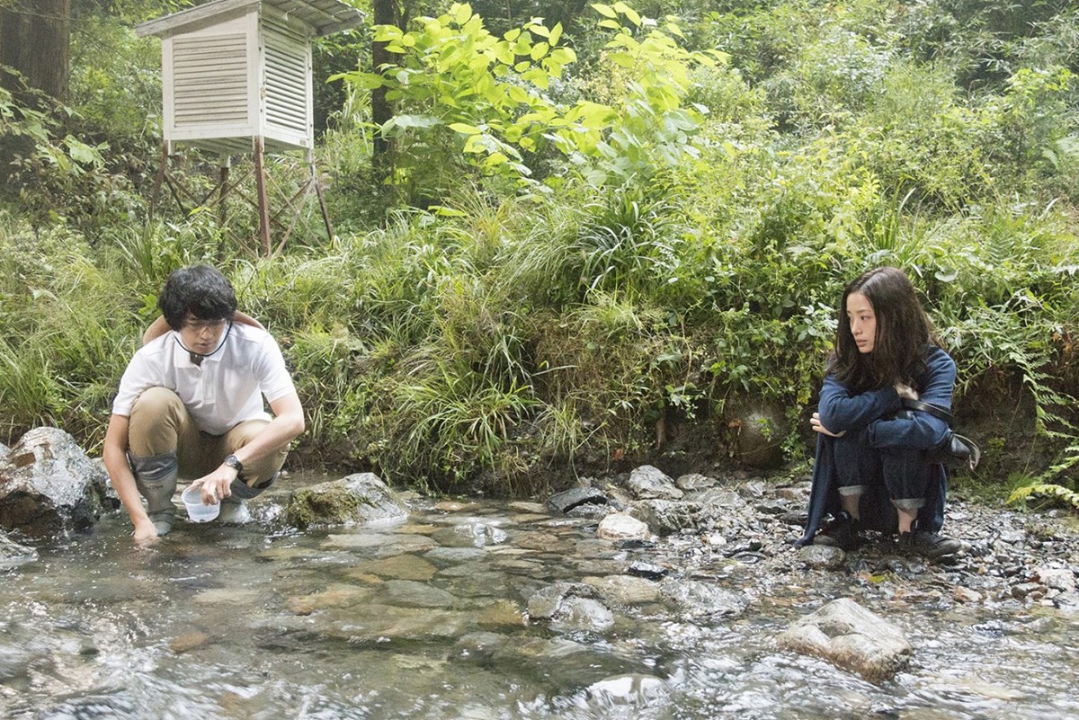 昼顔 映画 ストア エプロン