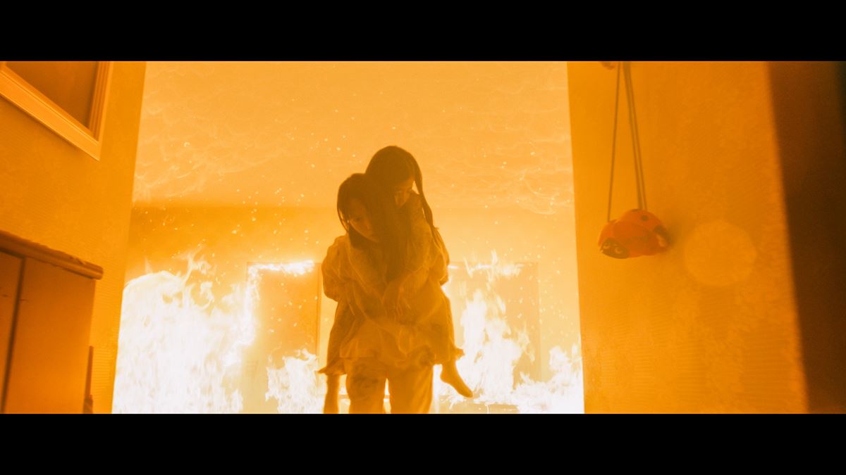 戸田恵梨香×大地真央が緊迫の熱演 映画『母性』火災シーンの本編映像