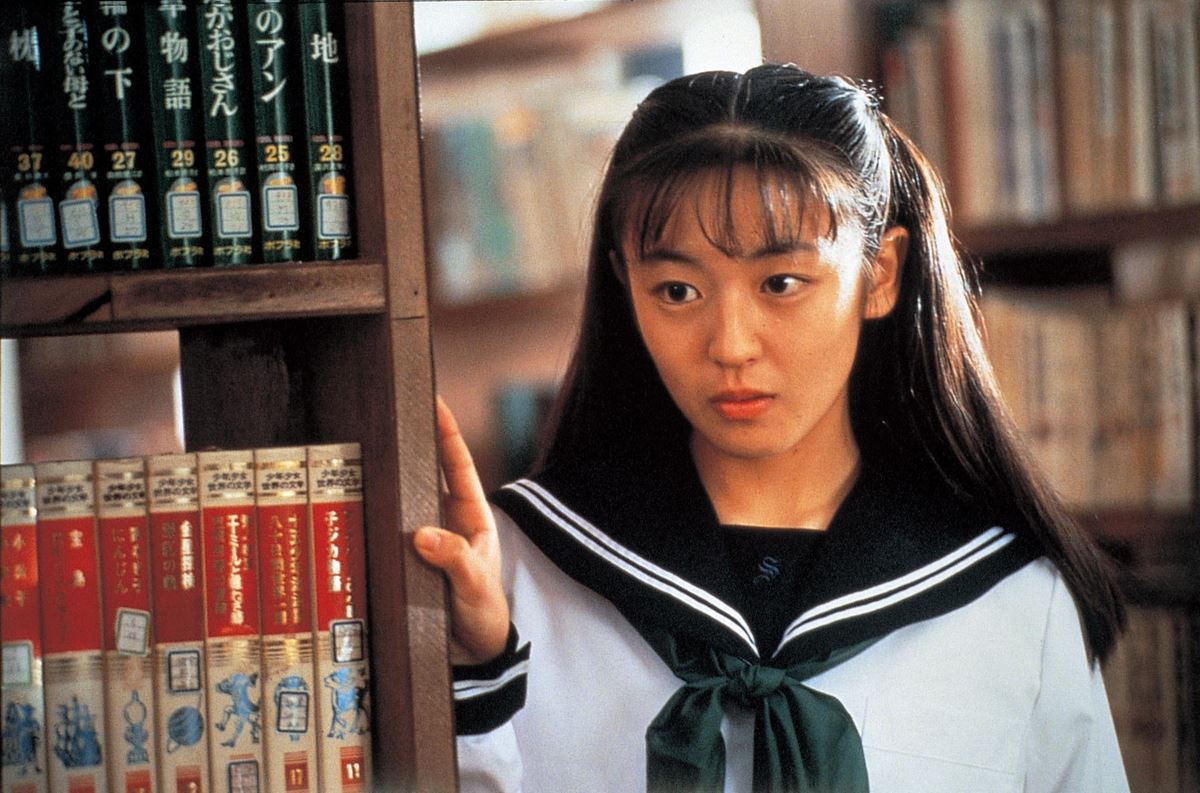 中山美穂の印象的なシーンも流れる『Love Letter』【4K リ
