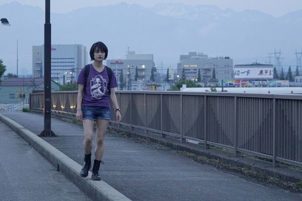 (C)2018「ここは退屈迎えに来て」製作委員会