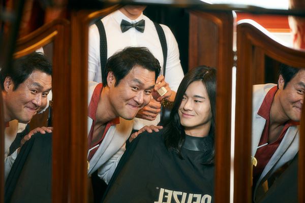 (C)2020 NEXT ENTERTAINMENT WORLD & FILMMAKERS R&K & SEM COMPANY. All Rights Reserved.