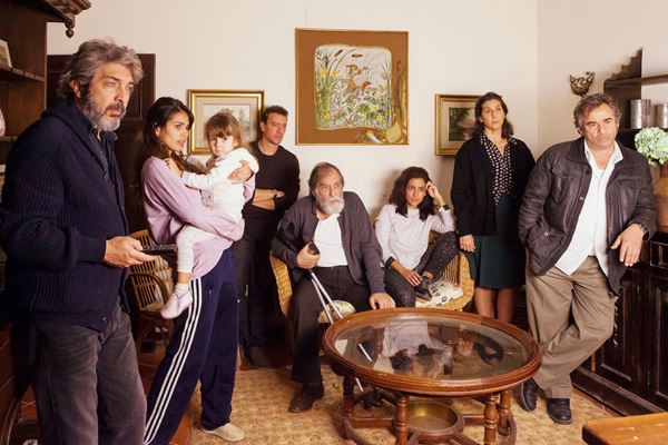 (C) 2018 MEMENTO FILMS PRODUCTION - MORENA FILMS SL - LUCKY RED - FRANCE 3 CINEMA - UNTITLED FILMS A.I.E.