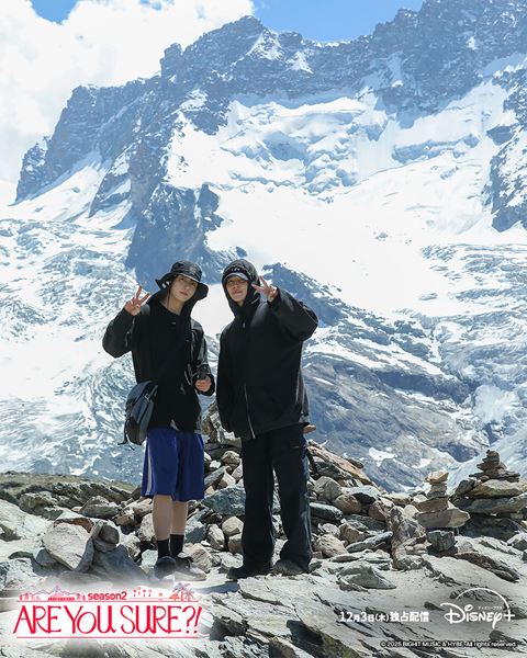 (C)2025 BIGHIT MUSIC & HYBE. All rights reserved.