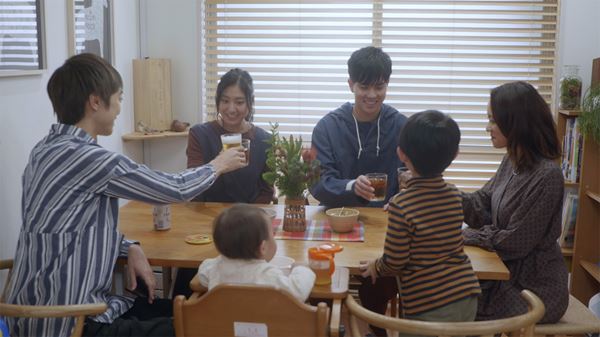 (C)2021「マイライフ、ママライフ」製作委員会