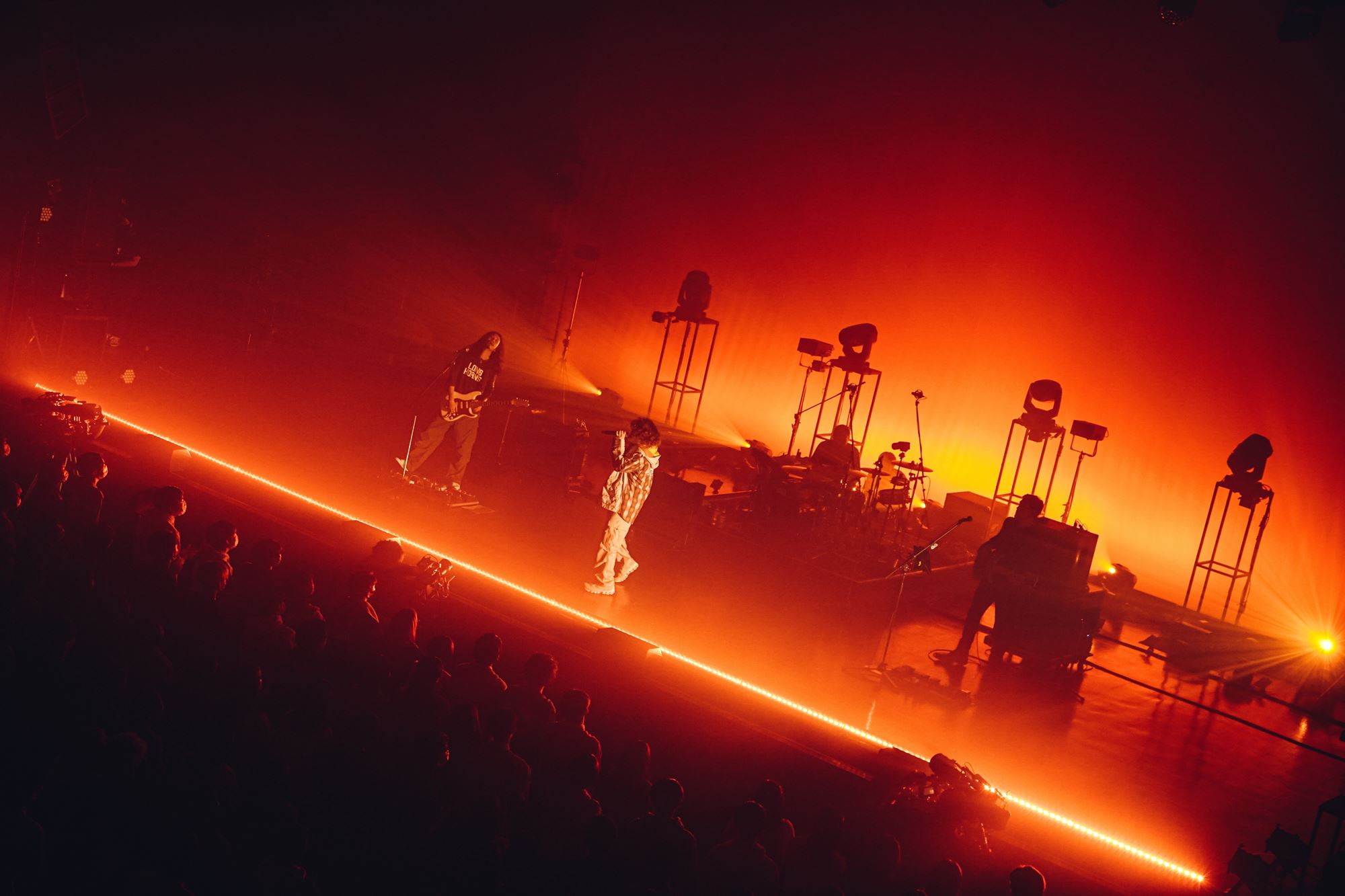 「【生配信限定】Vaundy one man live tour “HINODE” Live Digest」より