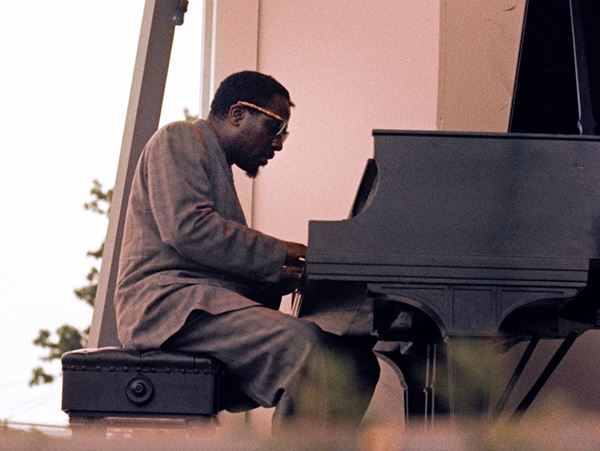 (C)1960-2019 The Bert Stern Trust All Rights Reserved.