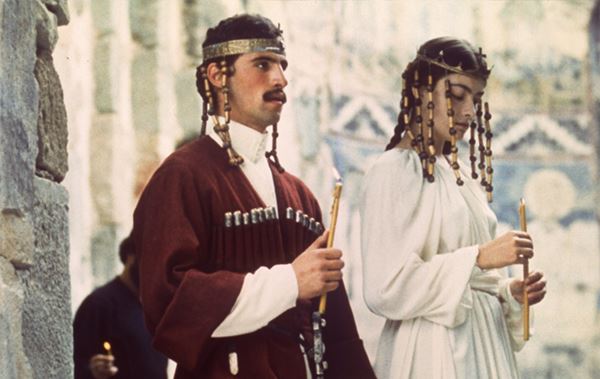 (C)“Georgia Film” Studio, 1977 (C) RUSCICO, 2000