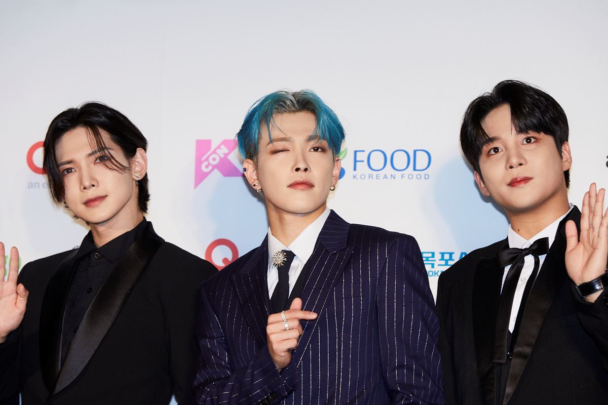 5月13日に幕張メッセで開催された「KCON JAPAN 2023」のレッドカーペットDAY2に登場したATEEZ 撮影：伊藤 由圭 (C)2023 CJ ENM. ALL RIGHTS RESERVED
