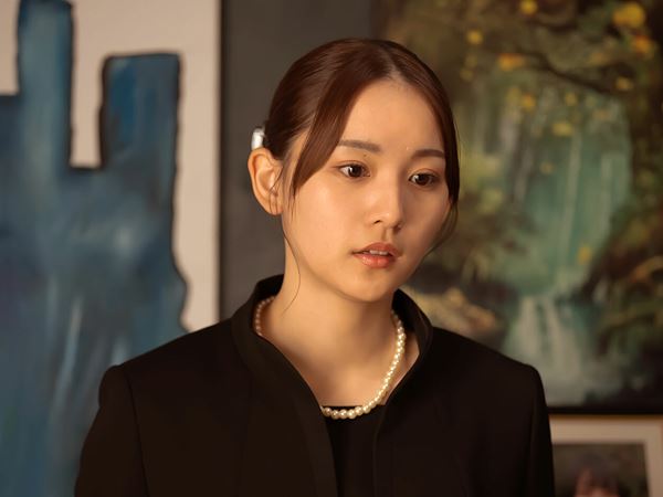 (C)ケイアンドエヌ