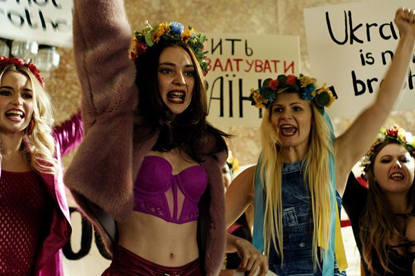 (C)2024 - Rectangle Productions - 2.4.7. Films - Hero Squared - France 3 Cinema - Tabor Ltd