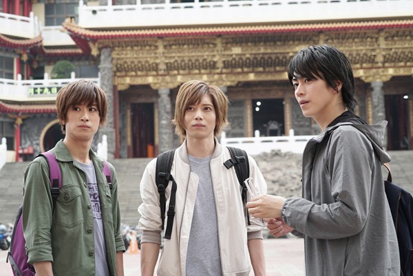 (C)2017「魚」製作委員会